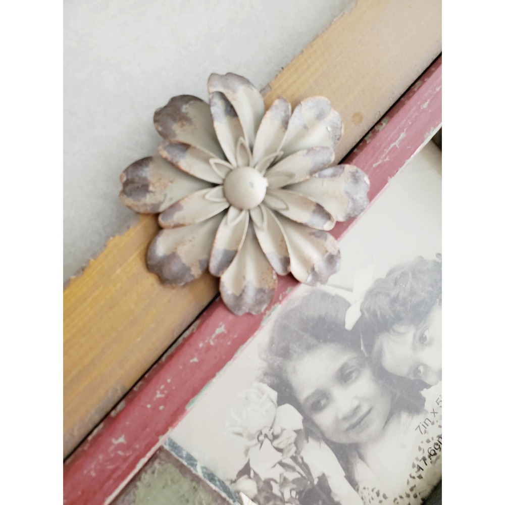 Rustic Farmhouse Picture Frame Distressed Wood Metal Floral Shabby Chic 5x7 - Picture 4 of 10